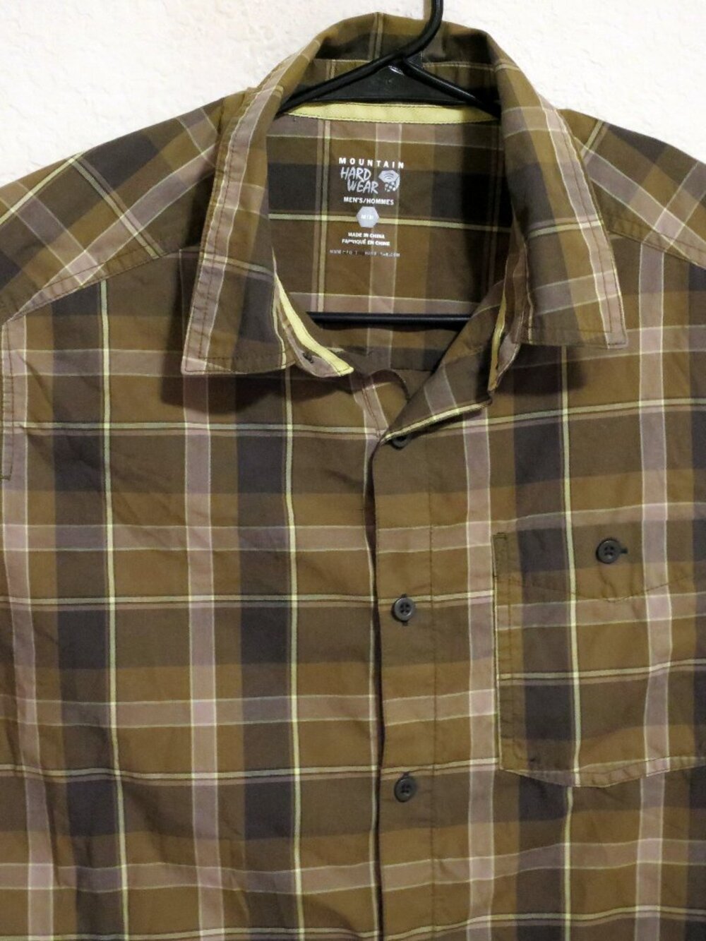 Mountain Hardwear Shirt Mens Medium Long Sleeve Button  Green Brown Striped